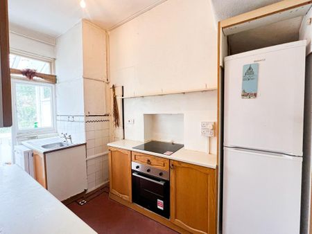 2 bedroom ground floor flat to rent - Photo 5