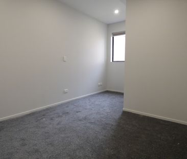 Great 1 Bedroom Apartment - Photo 1