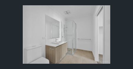 Deleray Estate Beauty! - Photo 3