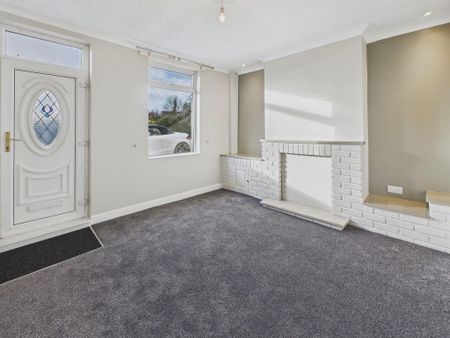 2 bedroom terraced house to rent - Photo 2