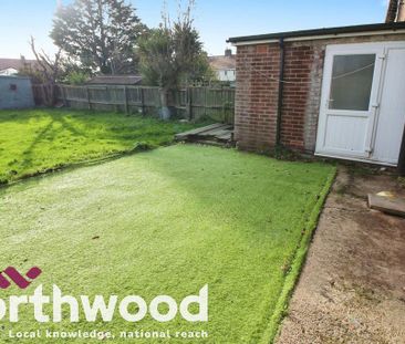 3 bedroom semi-detached house to rent - Photo 6