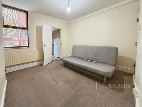 1 bedroom maisonette to rent Granville Road, Luton, LU1 - Photo 1