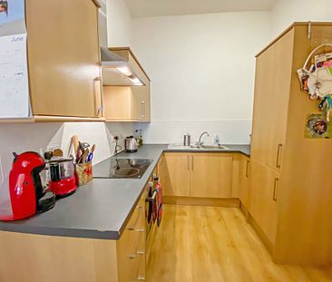 Opthalmic Works, 2 Naples Street - 1 Bed - Apartment - £1,000 - Photo 6