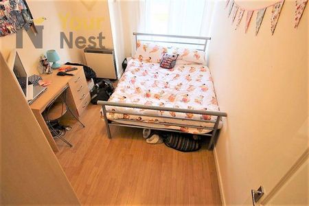 6 bedroom apartment to rent - Photo 2