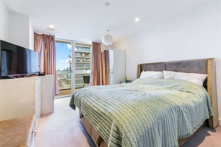 Bright and spacious 1 double bedroom 6th floor apartment to rent in Greenwich. - Photo 4