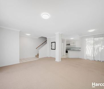 Central Convenience - Photo 1