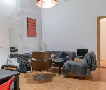 Double room in 4-bedroom apartment in Centro, Madrid - Foto 6