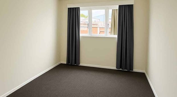 Spacious Family Home - Photo 1