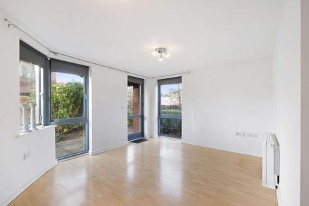 Lanacre Avenue, London, NW9 - Photo 3