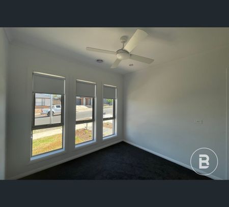 55 Aspiring Way, Huntly, Vic 3551 - Photo 4