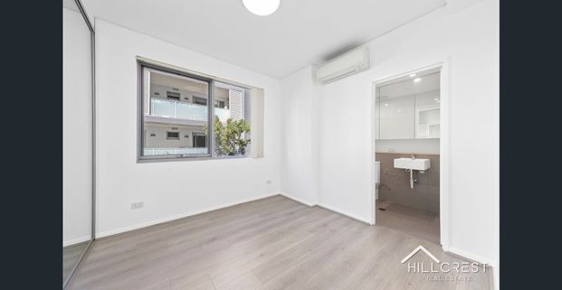 NEAR NEW & SPACIOUS 3 BEDROOM APARTMENTS | MOVE IN NOW - Photo 1