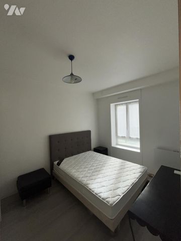 Appartement T2 meublé avec terrasse. - Photo 2