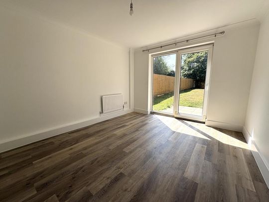 3 bedroom property to rent - Photo 1