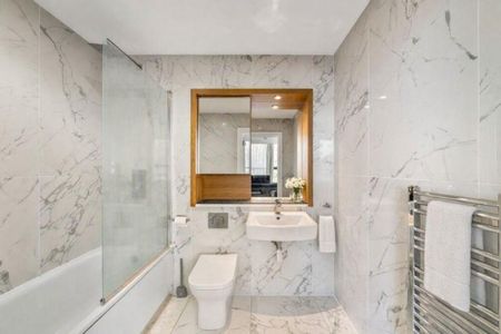 Red Lion Square, London - Photo 5