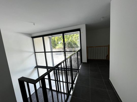 T4 DUPLEX - RES. ATELIERS ARLES, - Photo 1