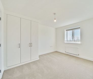 Otter Close, Northampton, Upton - Photo 1