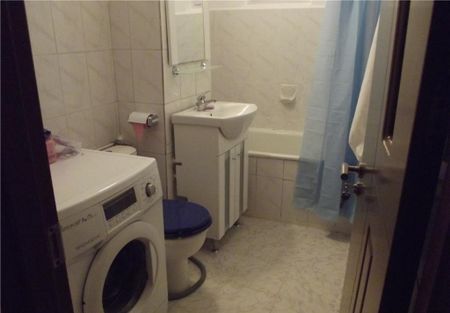 Spre inchiriere o garsoniera zona Favorit - Fotografie 5