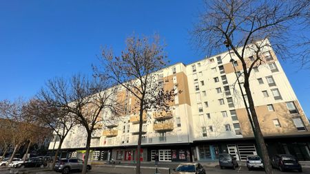 Location appartement T4 80.84m² à Reims (51100) Loyer CC * : 506.57 € Réf : ER.05264 - Photo 3