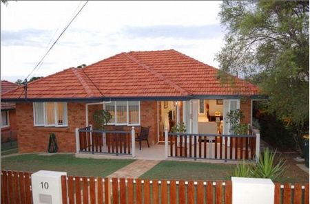 Comfortable 3 Bedroom Home in Aspley! - Photo 5