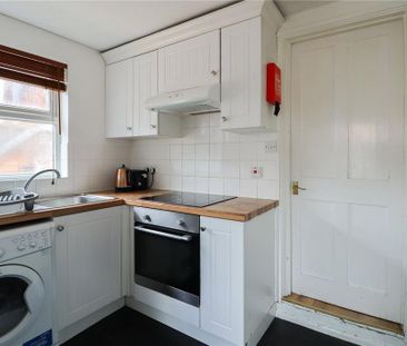 3 bedroom terraced house to rent - Photo 4