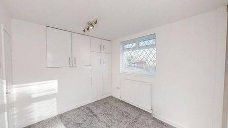 2 bedroom semi-detached house to rent - Photo 3