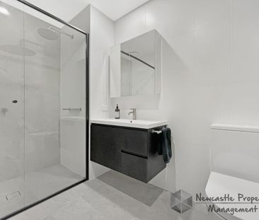 Stunning New Apartment - Photo 1