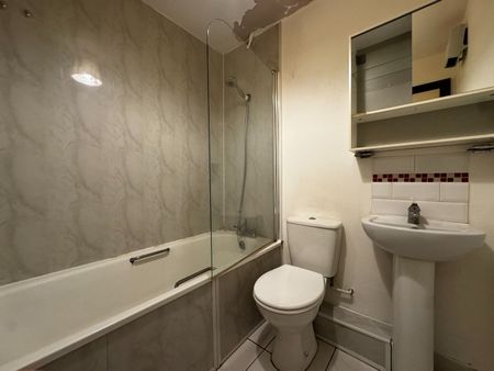 1 Bed Flat, Shirley Road, SO15 - Photo 5