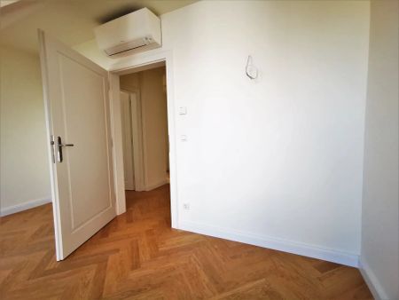 URANIA: 3 Zimmer mit hofseitiger Terrasse in Ruhelage: Luxus pur in Citynähe - Foto 2