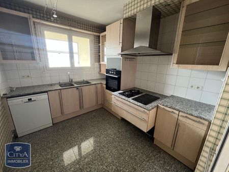 Location Appartement 6 pièces 163m² LE MANS 72000 - Photo 4