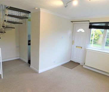 1 bedroom semi-detached house to rent - Photo 6