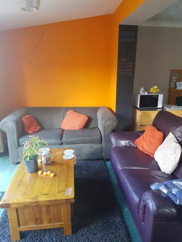 4 bedroom terraced house to rent - Photo 2