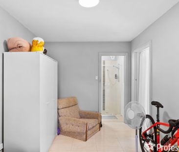 2/81 Leonard Street, Victoria Park WA 6100 - Photo 5