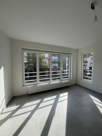 Recent gerenoveerd appartement in centrum Brasschaat - Photo 5