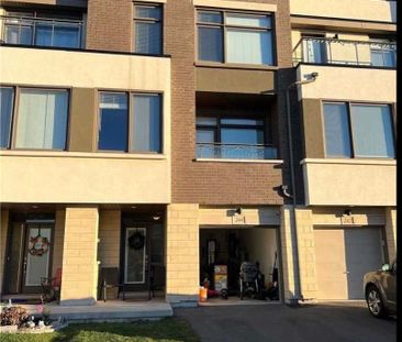 For Lease - 244 Wheat Boom Drive, Oakville, Ontario - Photo 2