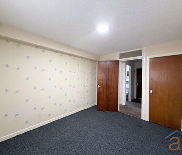 3 bedroom apartment to rent - Photo 5