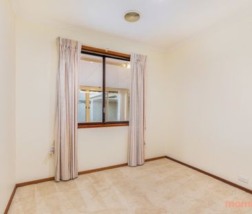 30 Johnstone Circuit, Calwell ACT 2905 - House For Rent | Domain - Photo 5