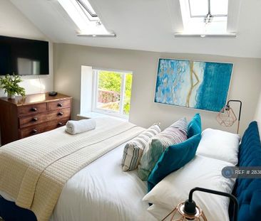 3 bedroom penthouse to rent - Photo 4