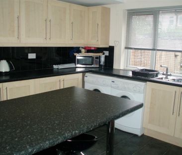 2 bedroom house to rent - Photo 3