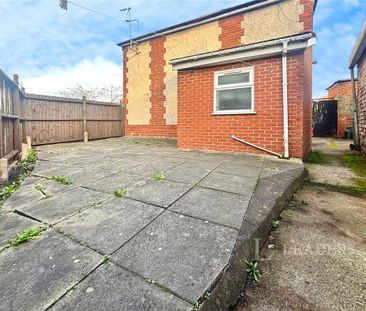 3 bedroom terraced house to rent - Photo 5