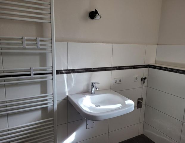 modern sanierte 2-Raum-Wohnung - VO469 - Photo 1