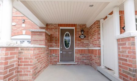 For Lease - 1060 Clipper Lane, Pickering, Ontario - Photo 4