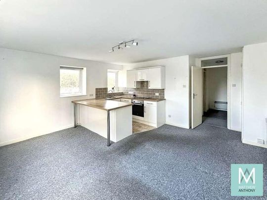 Manor Lea, Boundary Road, BN11 - Photo 1