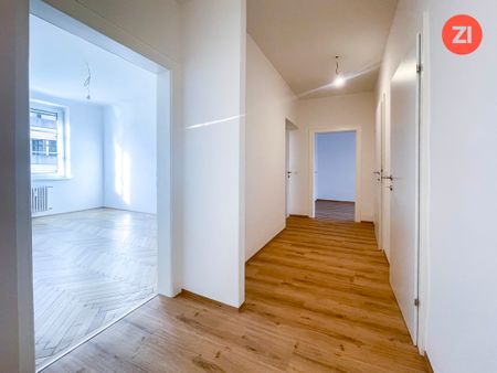 Renovierte 2,5- Zimmer Wohnung mit Balkon in den Innenhof - Foto 5