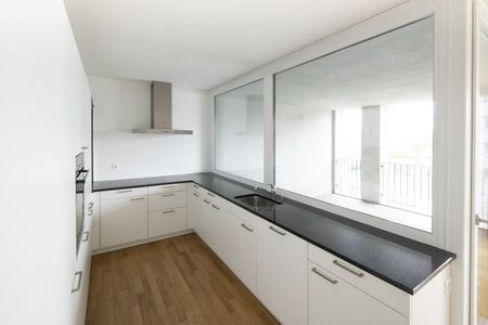 Modern. Central. At home. - Photo 2