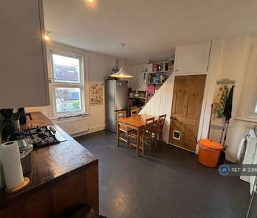 3 bedroom maisonette to rent - Photo 6