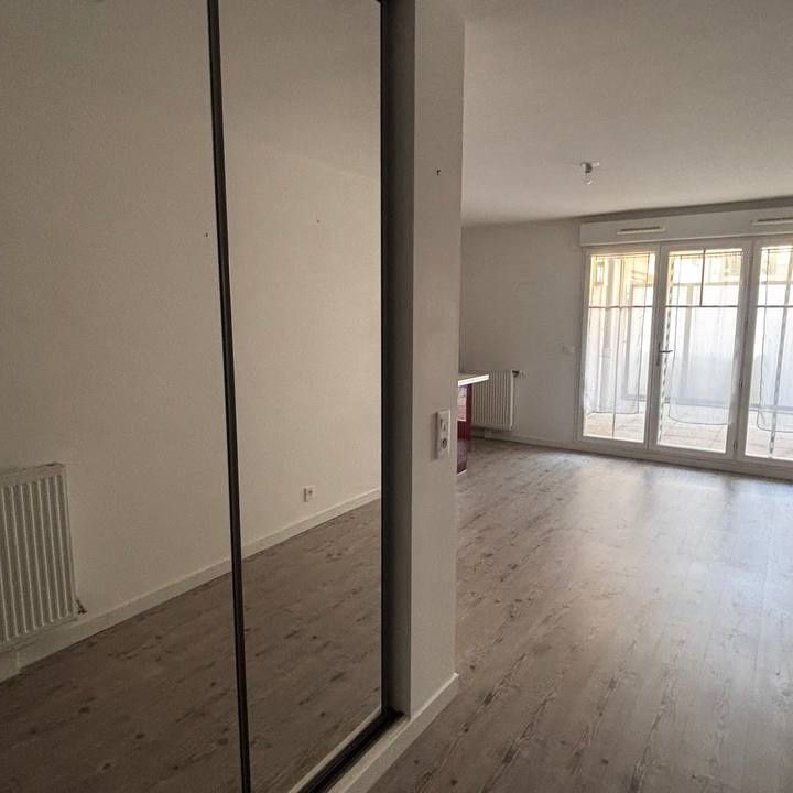Location Appartement 1 pièce 31m² GROSLAY 95410 - Photo 1