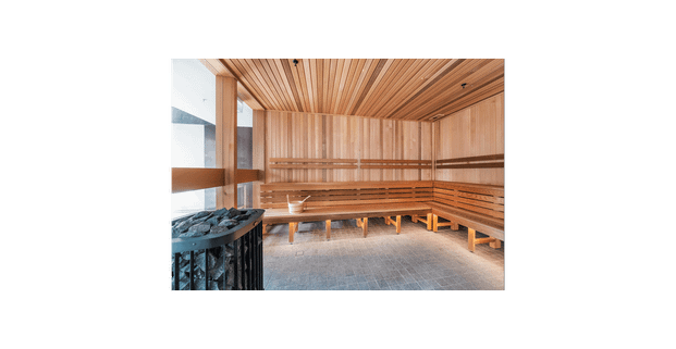 Modern Executive Spacious Three Bed For Lease - Photo 1