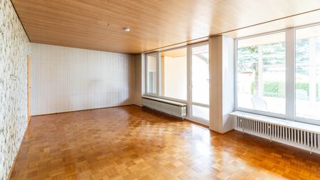 Preiswert Wohnen in großem Bungalow - Foto 3