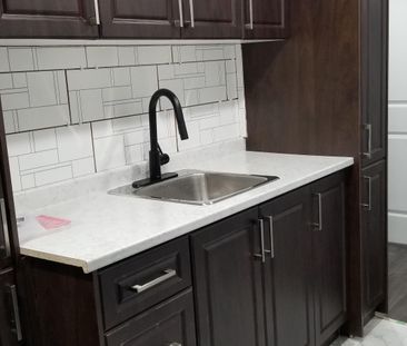 For Lease - 224 Ellington Drive, Toronto, Ontario - Photo 4