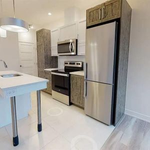 (Hull) 1 Chambre Tout Inclus Au Plateau - Photo 2